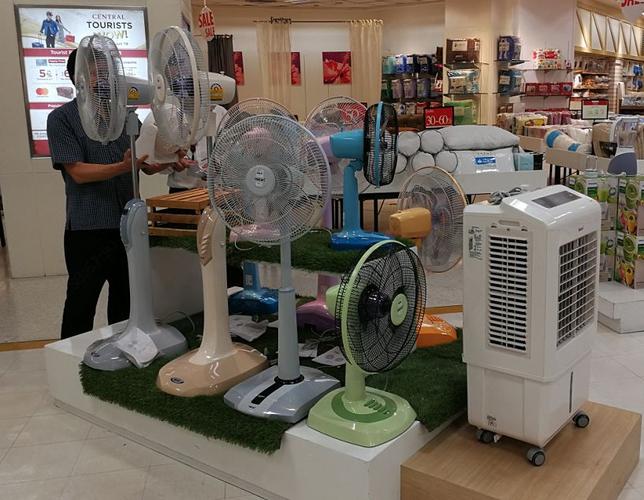 清迈购物中心的hatari风扇,冷气机△曼谷市中心购物商场的clarte