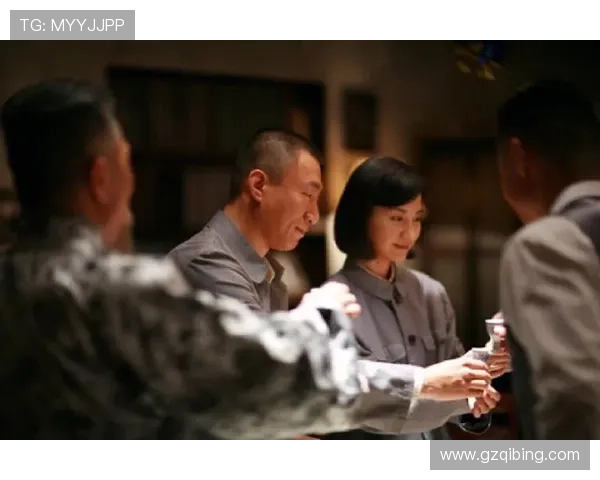 《人间正道是沧桑：时代洪流中的个体命运与民族复兴》